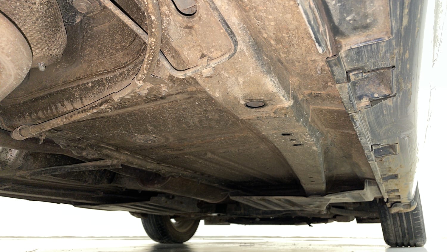 Used 2022 Maruti Suzuki Baleno Alpha AGS Petrol Automatic extra REAR RIGHT UNDERBODY VIEW