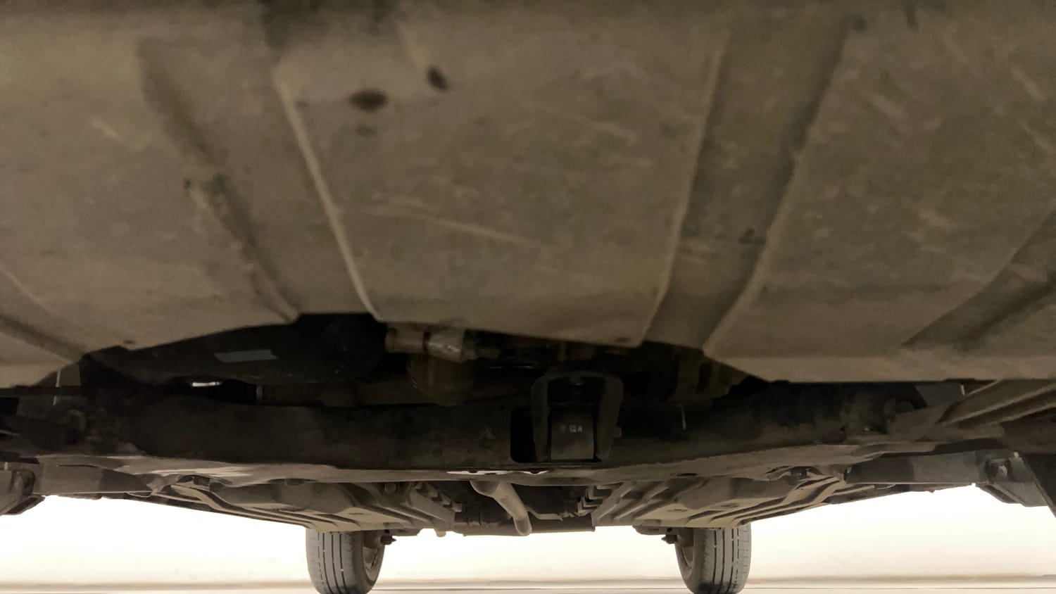 Used 2017 Maruti Suzuki S-Cross Alpha 1.3 Diesel Manual extra FRONT LEFT UNDERBODY VIEW