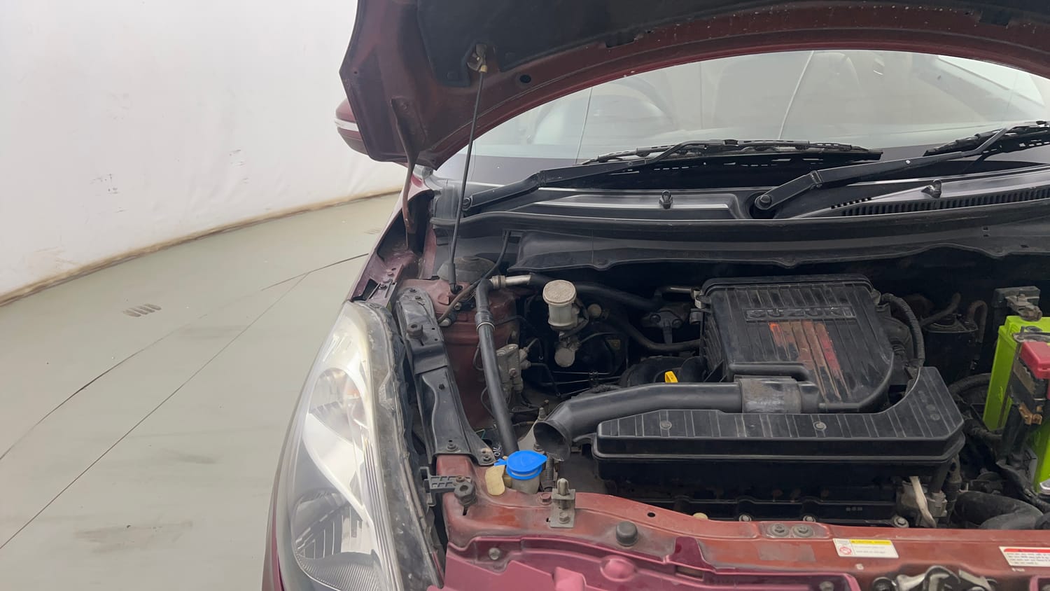 Used 2016 Maruti Suzuki Swift Dzire VXI Petrol Manual engine ENGINE RIGHT SIDE HINGE & APRON VIEW