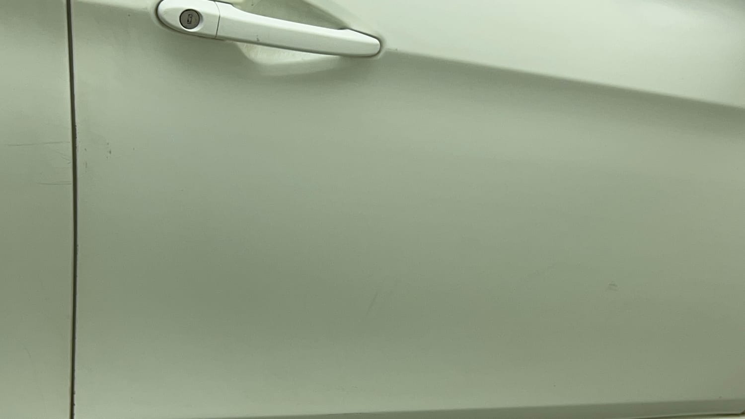 Used 2023 Tata Tiago XT CNG Cng Manual dents MINOR SCRATCH
