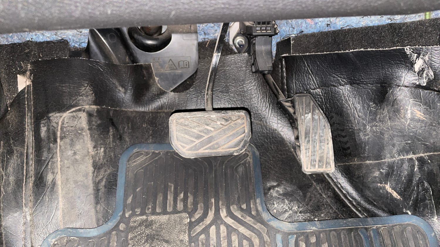 Used 2022 Maruti Suzuki Baleno Alpha AGS Petrol Automatic interior PEDALS VIEW
