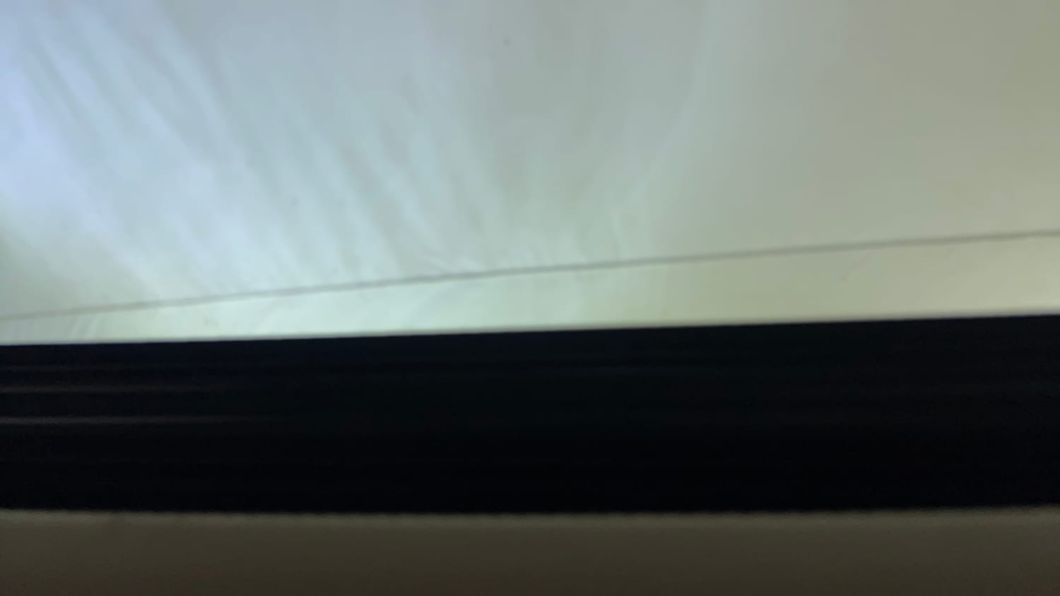 Used 2016 Mahindra XUV500 W10 AT Diesel Automatic top_features Sunroof