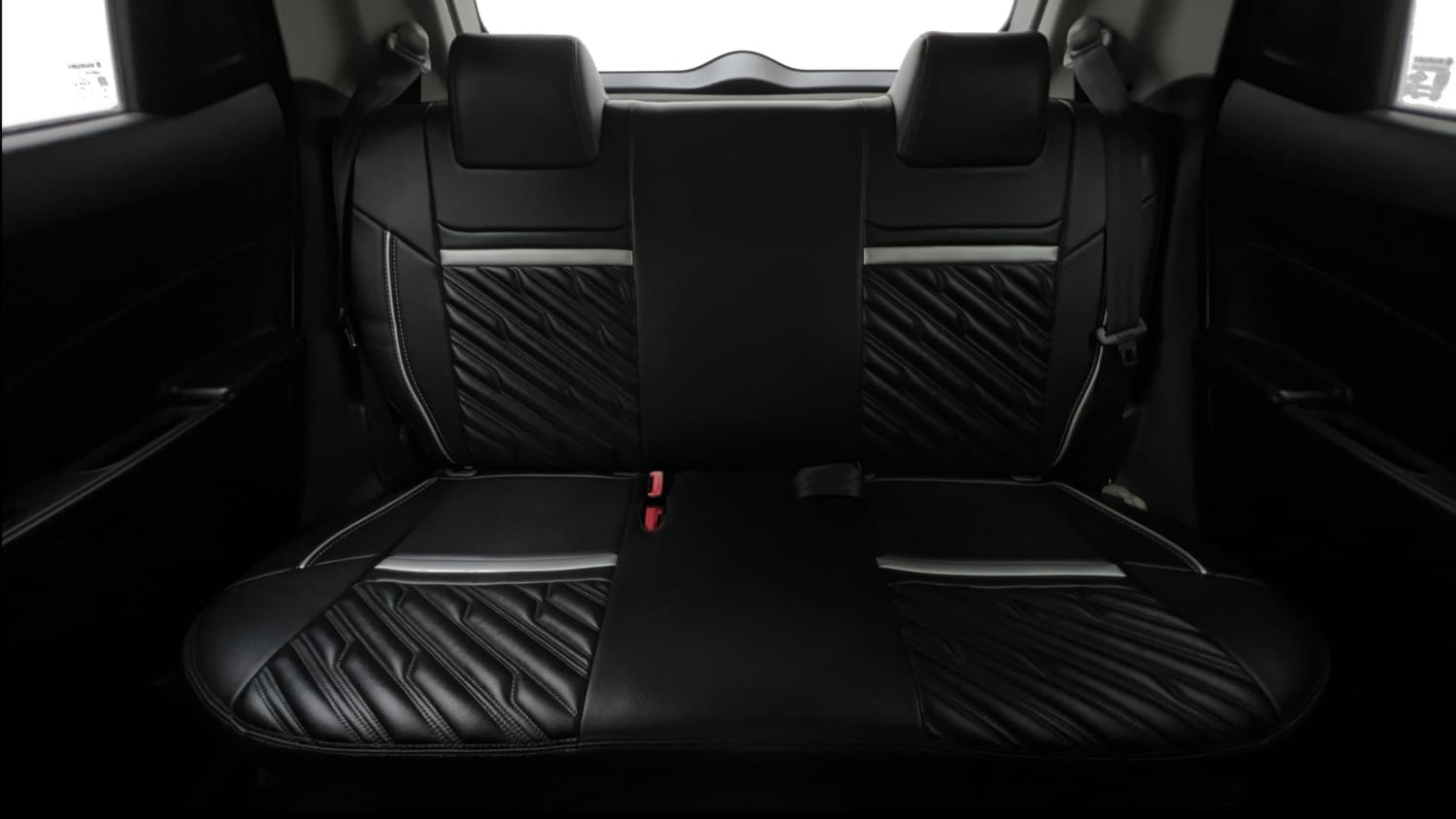 Used 2022 Maruti Suzuki Swift VXi AMT Petrol Automatic interior REAR SEAT CONDITION VIEW