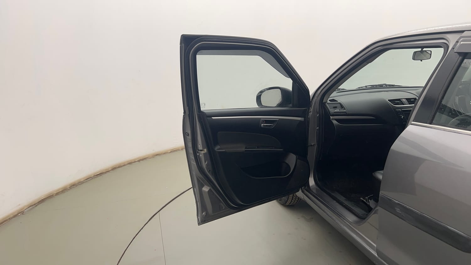 Used 2015 Maruti Suzuki Swift VXi Petrol Manual interior LEFT FRONT DOOR OPEN VIEW