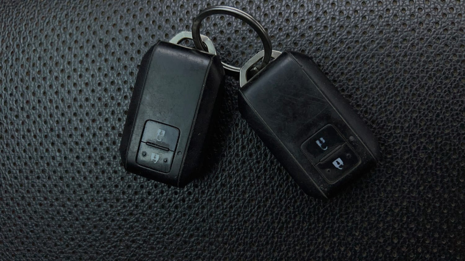 Used 2019 Toyota Glanza V Petrol Manual extra CAR KEY VIEW