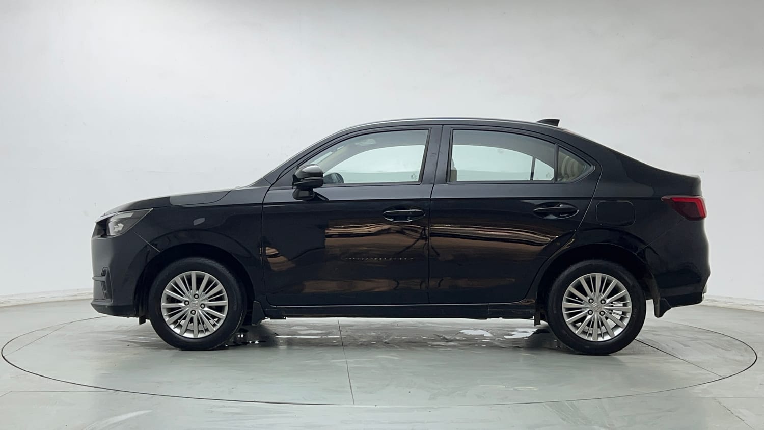 Used 2025 Honda Amaze VX 1.2 Petrol CVT Petrol Automatic exterior LEFT SIDE VIEW