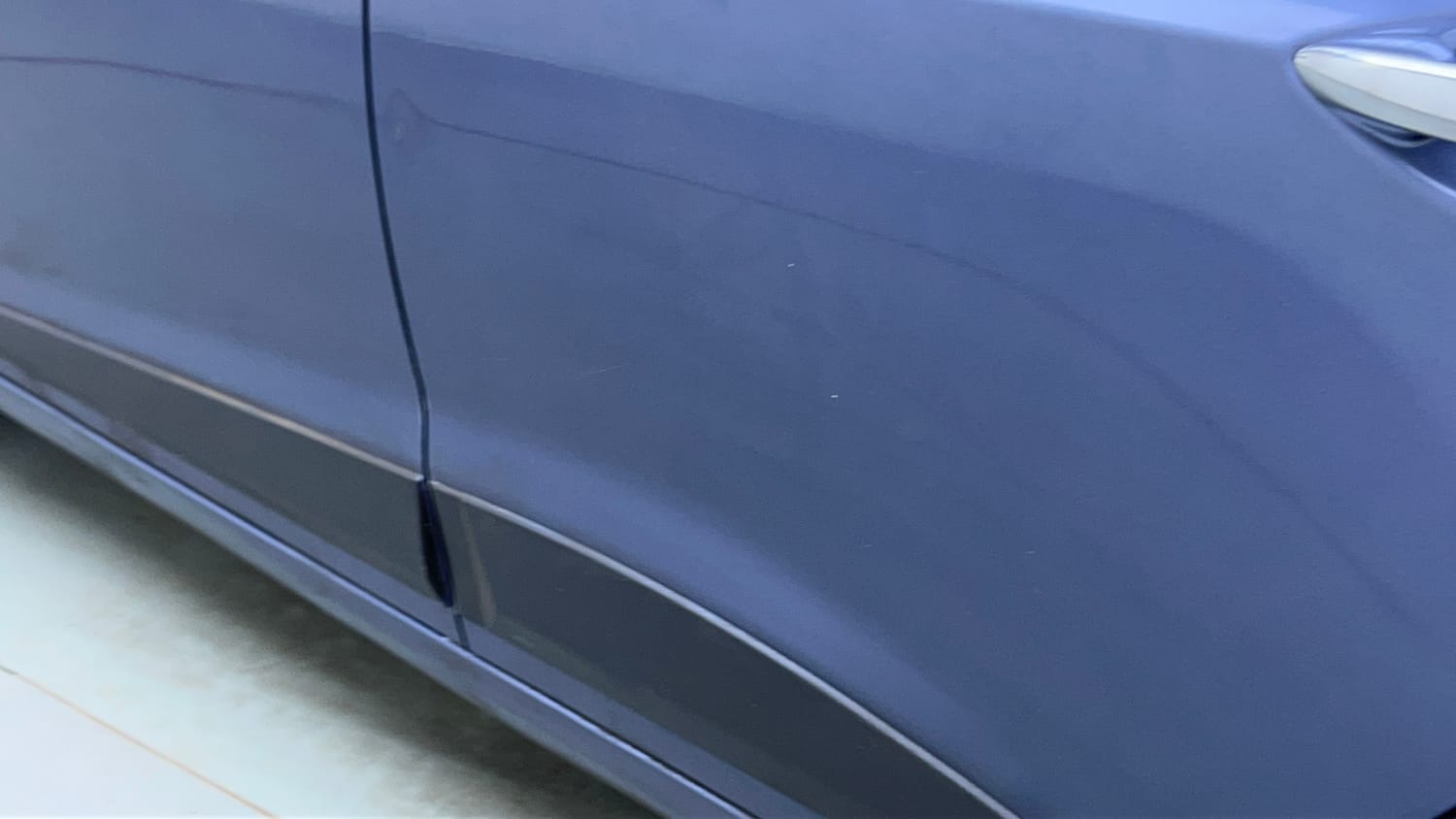 Used 2017 Hyundai Grand i10 Asta AT 1.2 Kappa VTVT (O) Petrol Automatic dents MINOR DENT