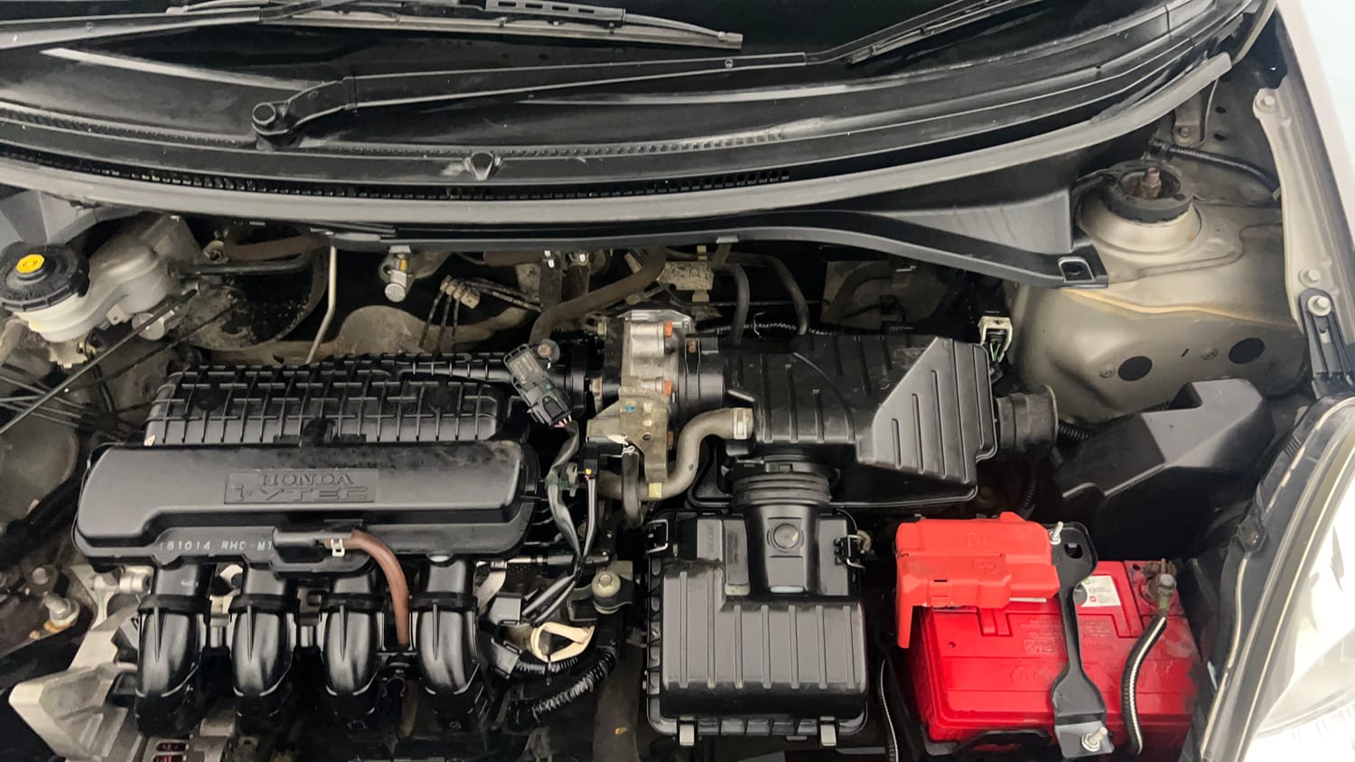 Used 2016 Honda Amaze 1.2 VX i-VTEC Petrol Manual engine ENGINE LEFT SIDE VIEW