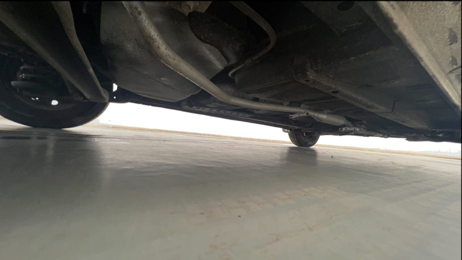 Used 2013 Hyundai i10 Magna 1.1 iRDE2 Petrol Manual extra REAR RIGHT UNDERBODY VIEW
