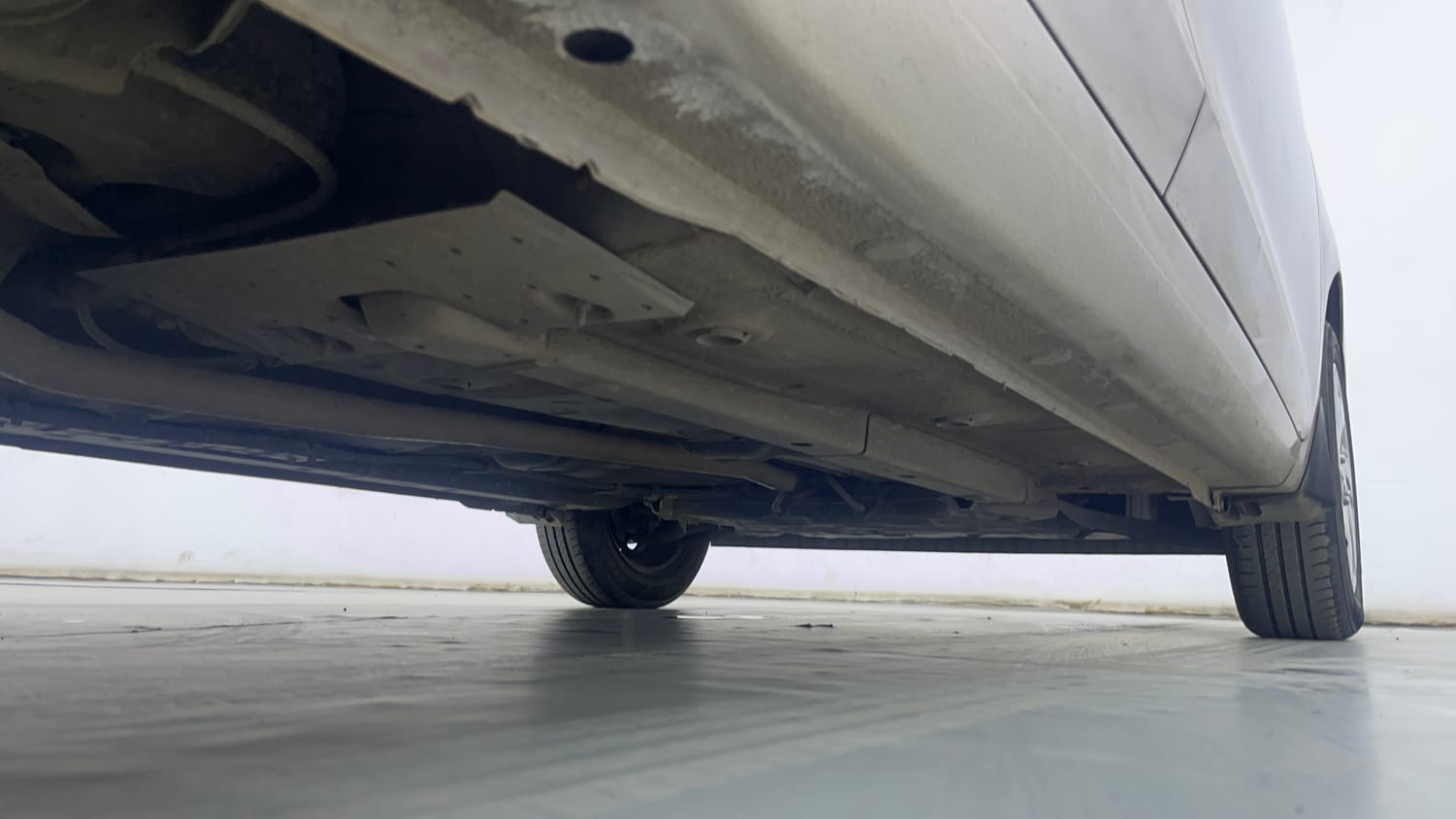 Used 2019 Hyundai Santro Asta Petrol Manual extra REAR RIGHT UNDERBODY VIEW
