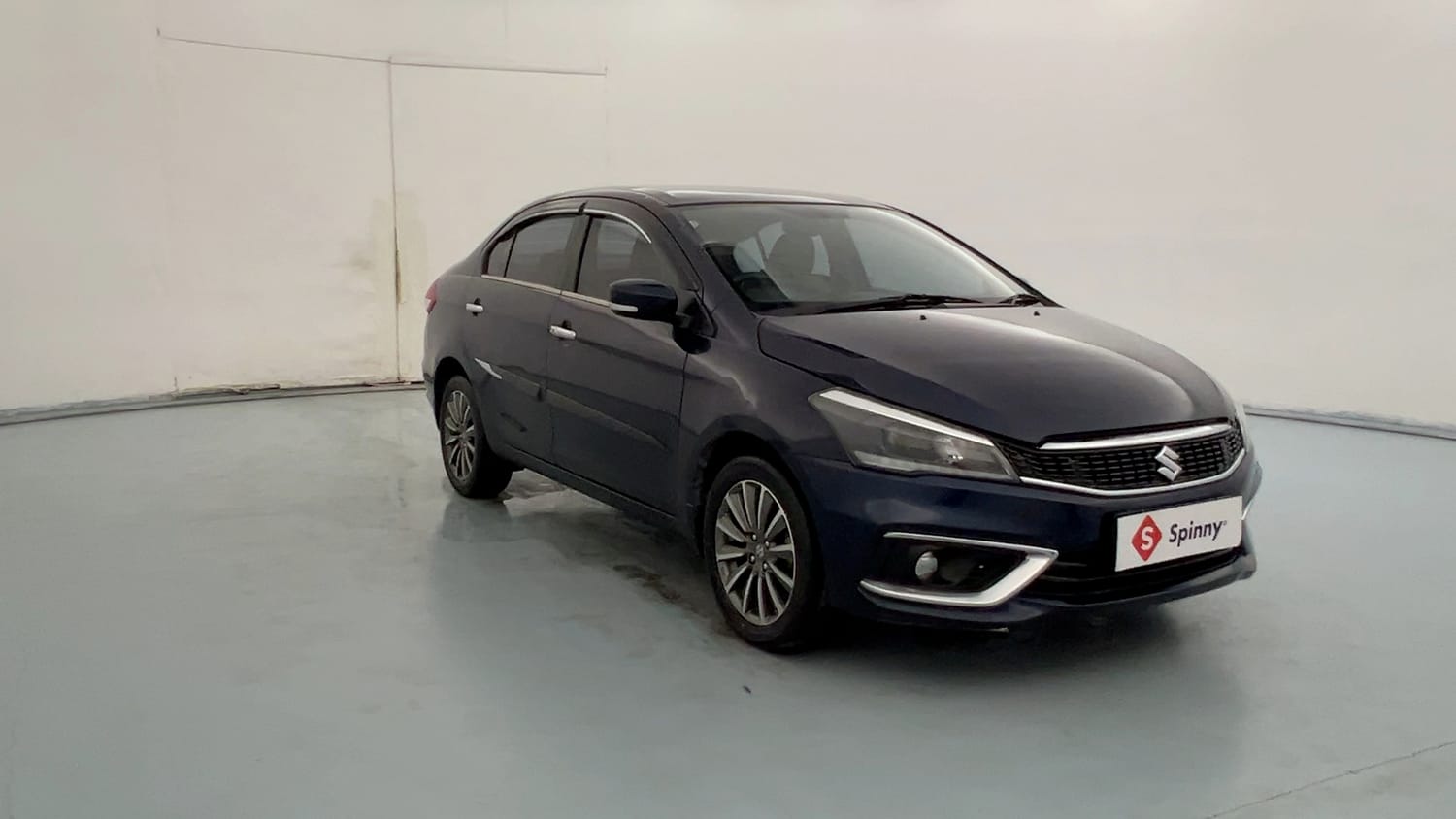 Used 2022 Maruti Suzuki Ciaz Alpha 1.5 Petrol Manual exterior RIGHT FRONT CORNER VIEW