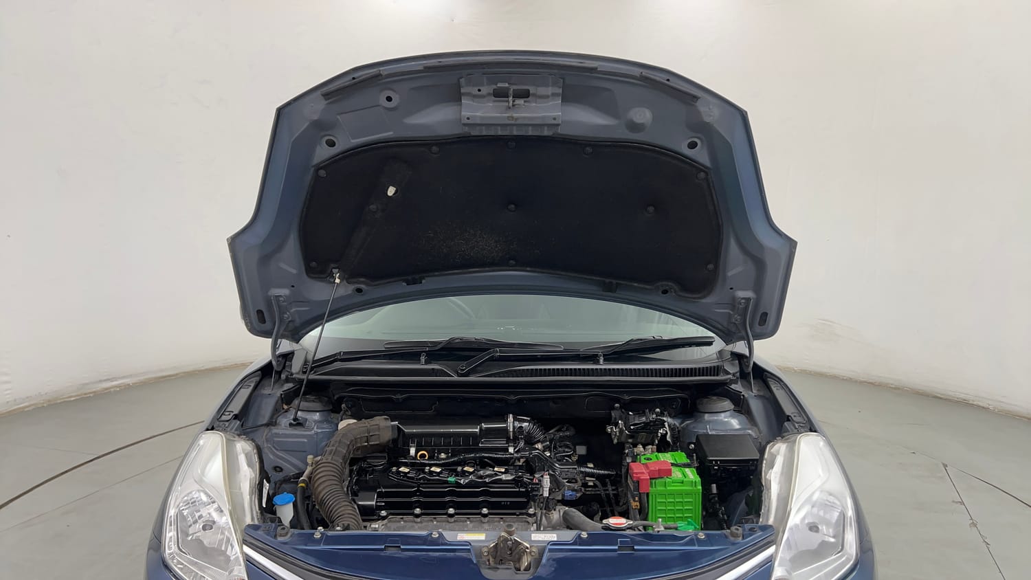 Used 2017 Maruti Suzuki Baleno Delta 1.2 Petrol Manual engine ENGINE & BONNET OPEN FRONT VIEW