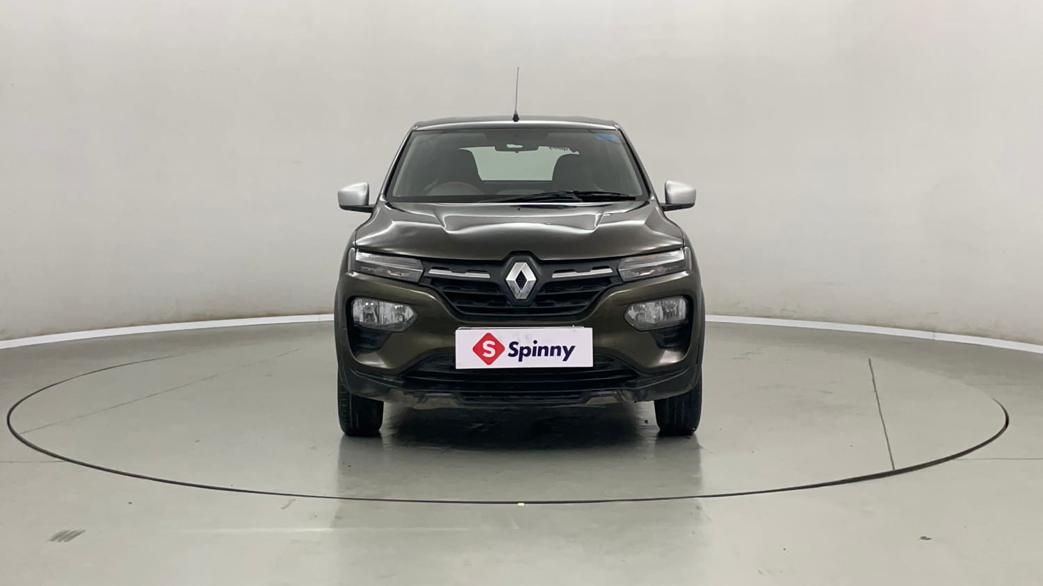 Used 2021 Renault Kwid RXT 1.0 AMT (O) Petrol Automatic exterior FRONT VIEW