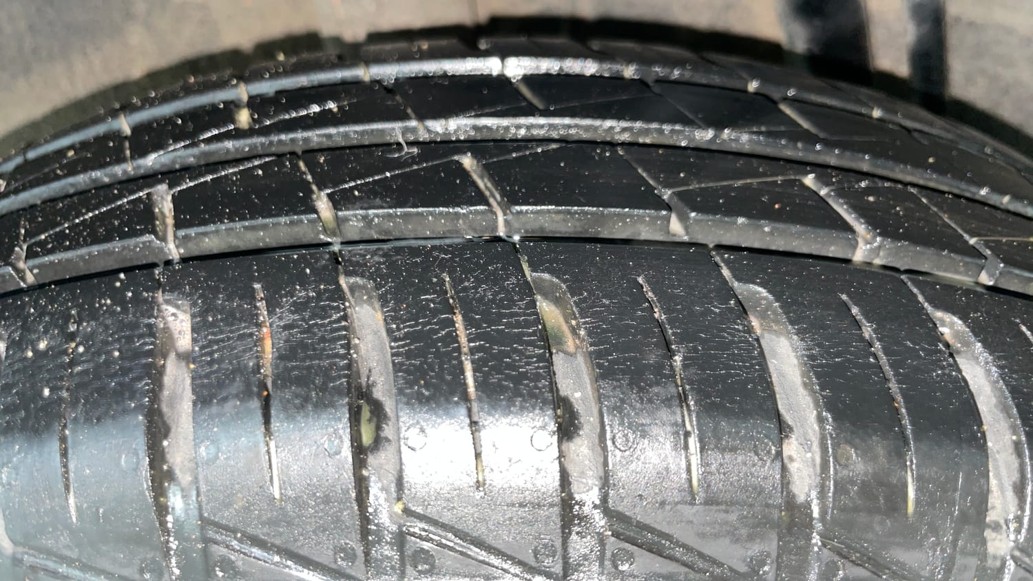 Used 2023 Renault Kwid CLIMBER AMT Petrol Automatic tyres RIGHT REAR TYRE TREAD VIEW
