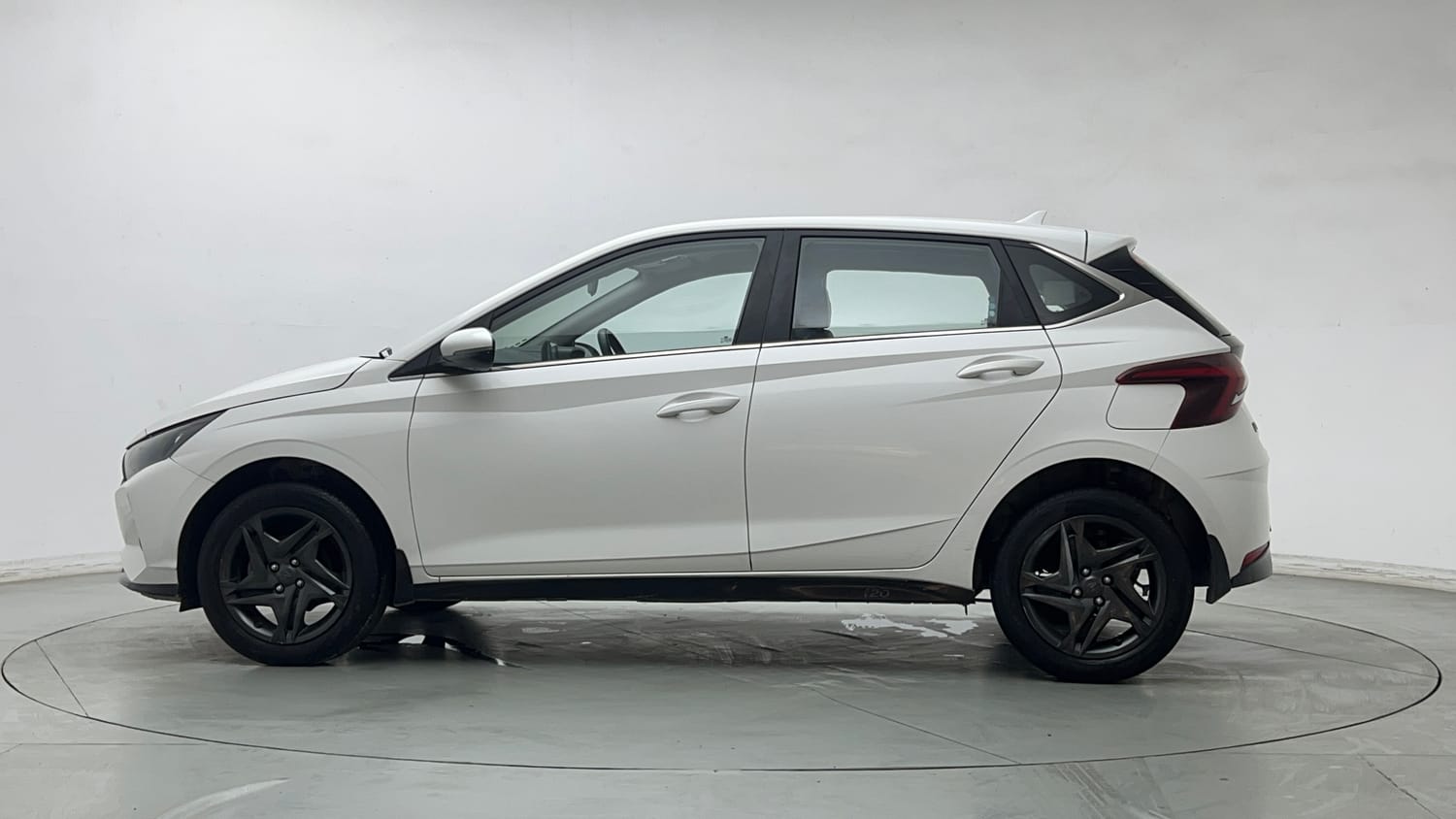 Used 2023 Hyundai i20 Sportz 1.2 IVT Petrol Automatic exterior LEFT SIDE VIEW