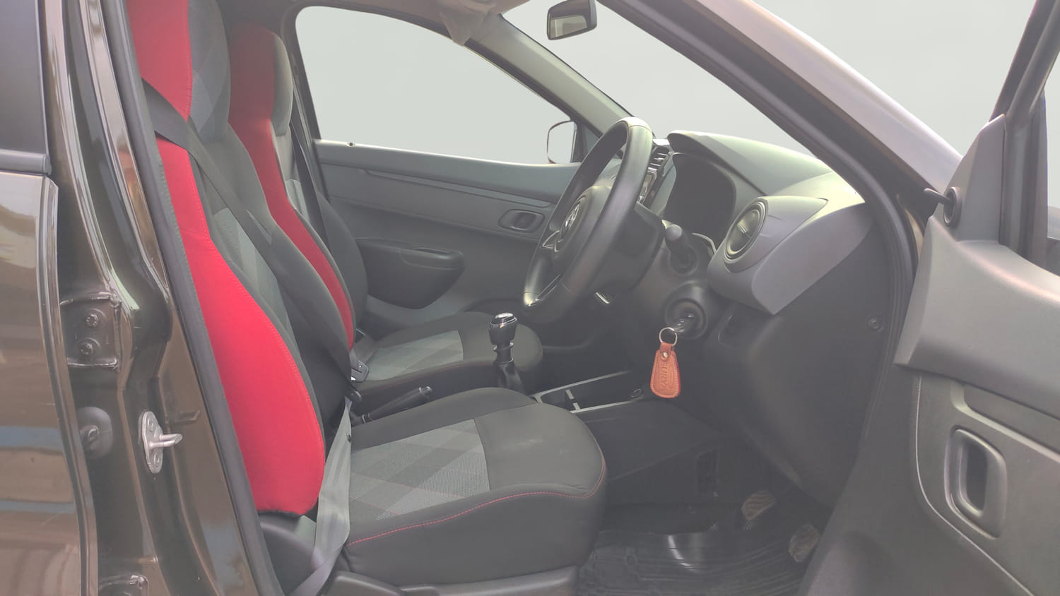 Used 2021 Renault Kwid RXT 1.0 Opt Petrol Manual interior RIGHT SIDE FRONT DOOR CABIN VIEW