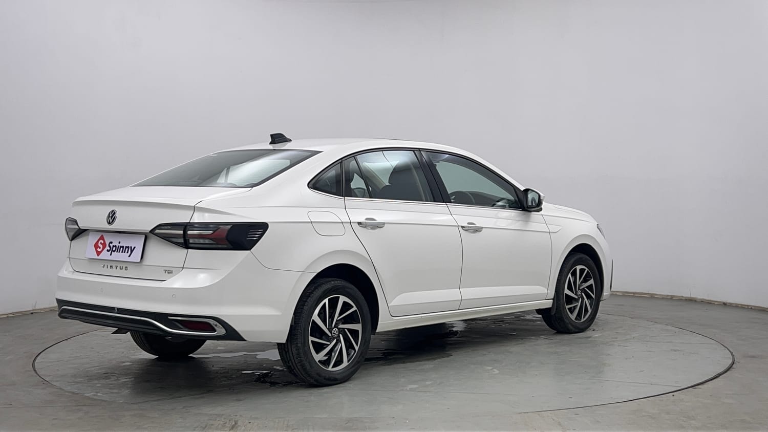 Used 2024 Volkswagen Virtus Topline 1.0 TSI AT Petrol Automatic exterior RIGHT REAR CORNER VIEW