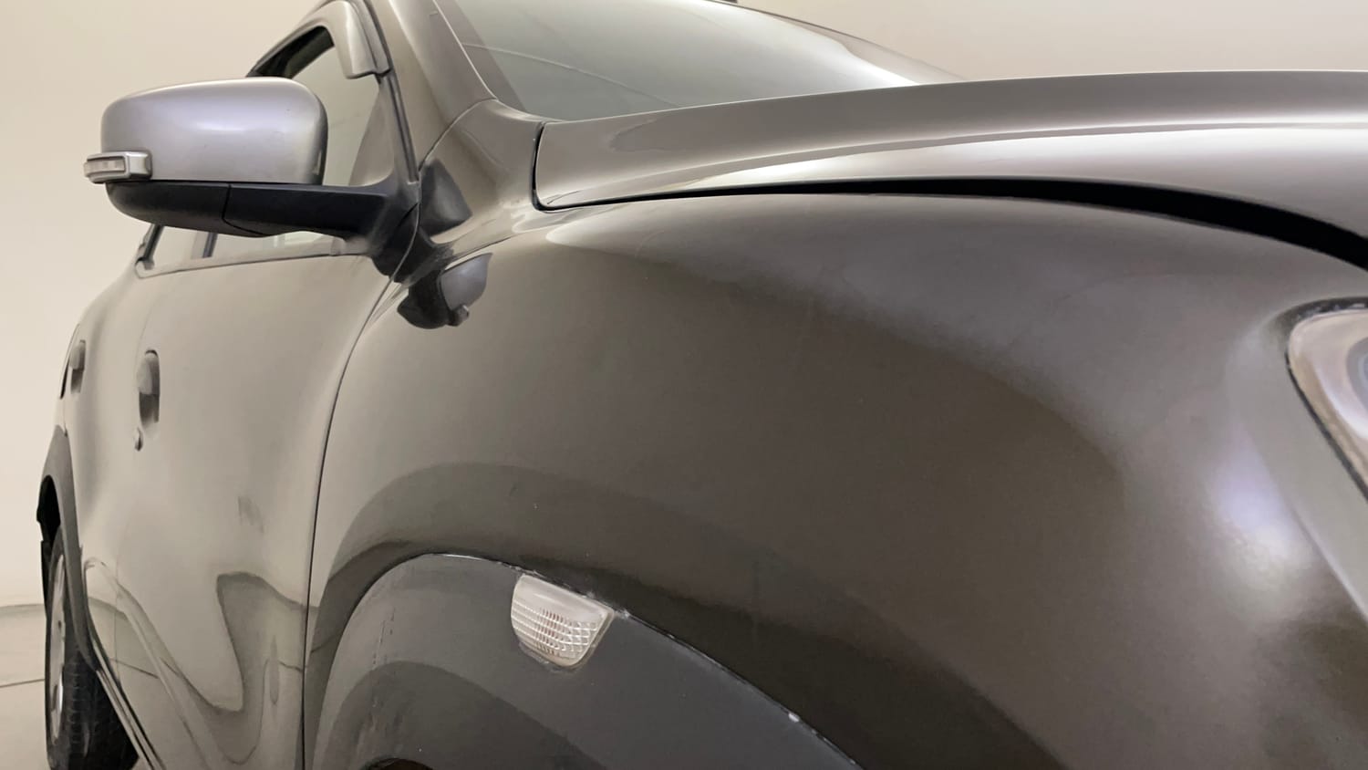 Used 2021 Renault Kwid RXT 1.0 AMT Opt Petrol Automatic dents MINOR SCRATCH