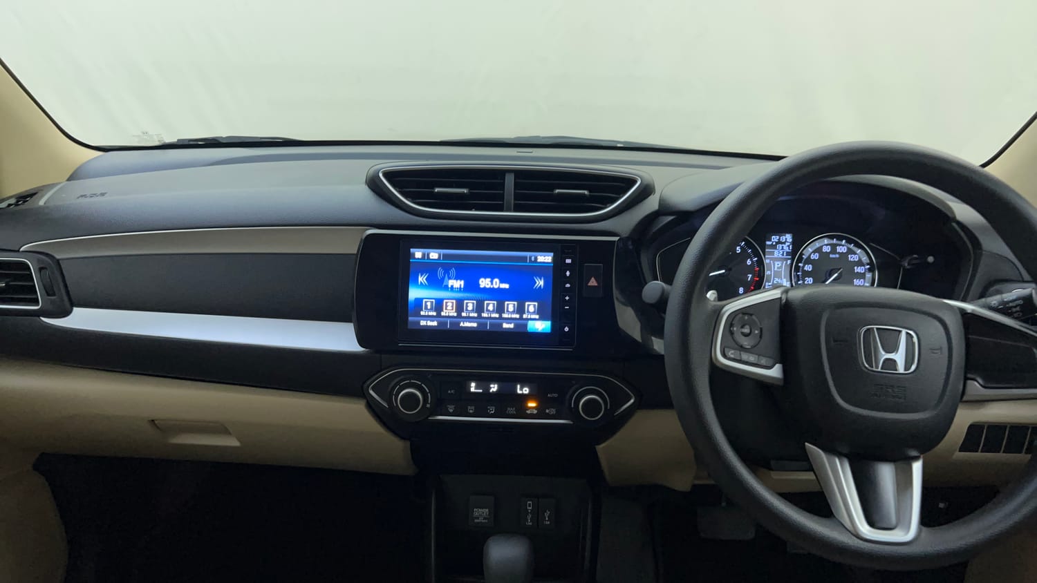Used 2025 honda Amaze 2nd Generation VX 1.2 Petrol CVT Petrol Automatic interior MUSIC SYSTEM & AC CONTROL VIEW