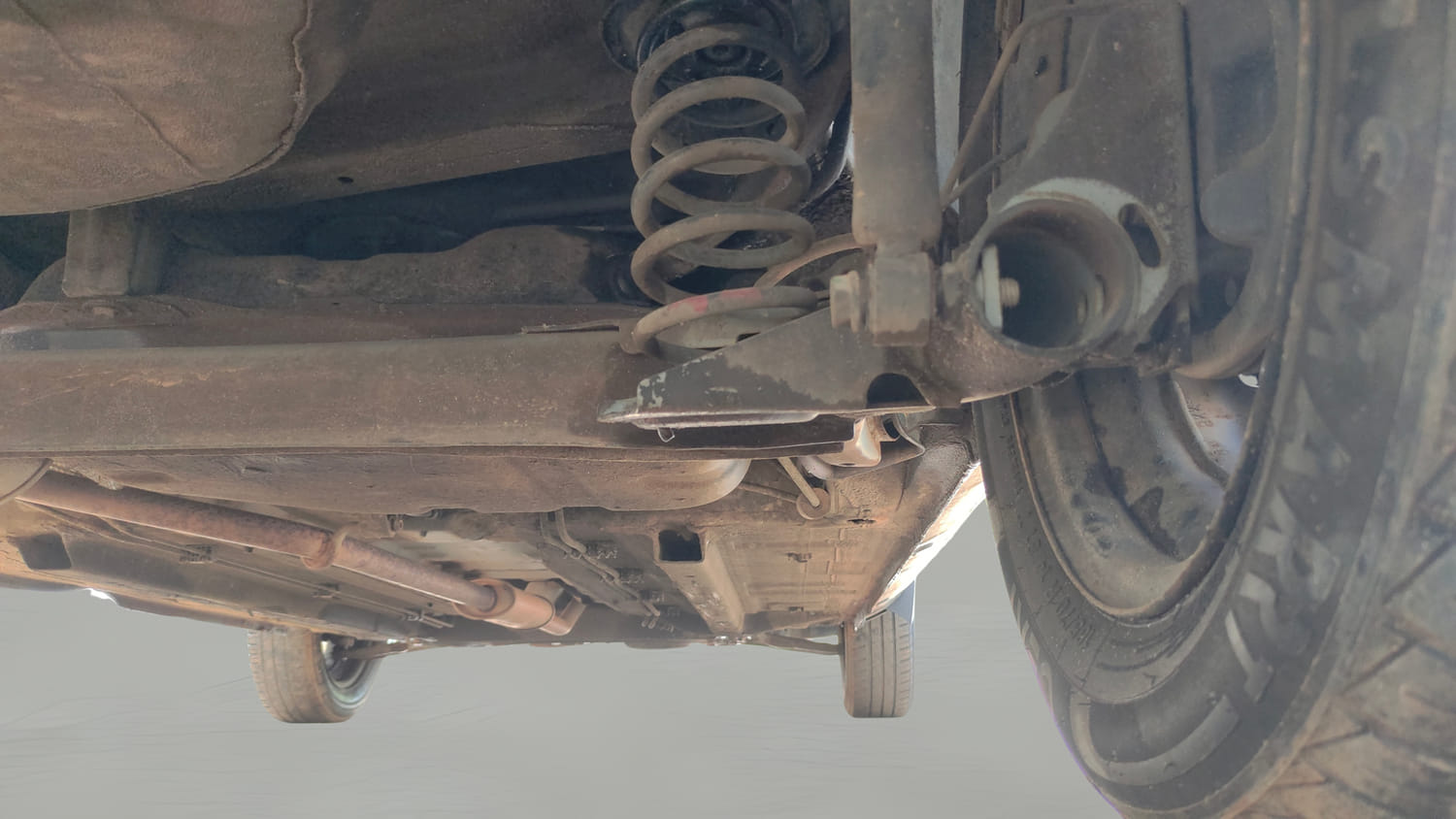 Used 2021 Renault Kwid RXT 1.0 Opt Petrol Manual extra REAR RIGHT UNDERBODY VIEW