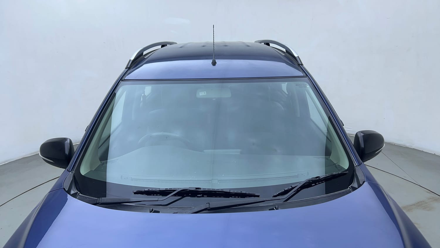 Used 2021 Maruti Suzuki XL6 Alpha AT Petrol Petrol Automatic exterior FRONT WINDSHIELD VIEW