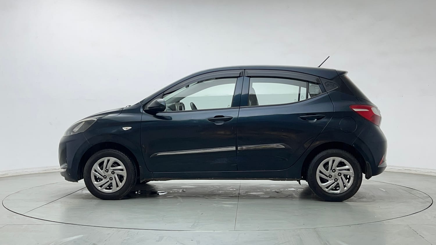 Used 2021 Hyundai Grand i10 Nios Magna 1.2 Kappa VTVT Petrol Manual exterior LEFT SIDE VIEW