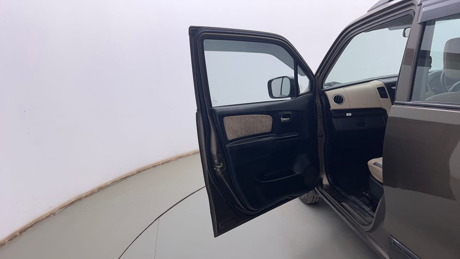 Used 2017 Maruti Suzuki Wagon R VXI Petrol Manual interior LEFT FRONT DOOR OPEN VIEW