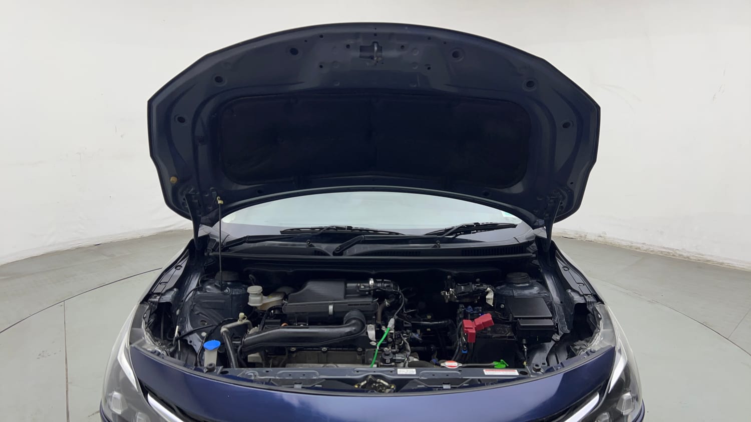 Used 2023 Maruti Suzuki Baleno Zeta MT Petrol Manual engine ENGINE & BONNET OPEN FRONT VIEW