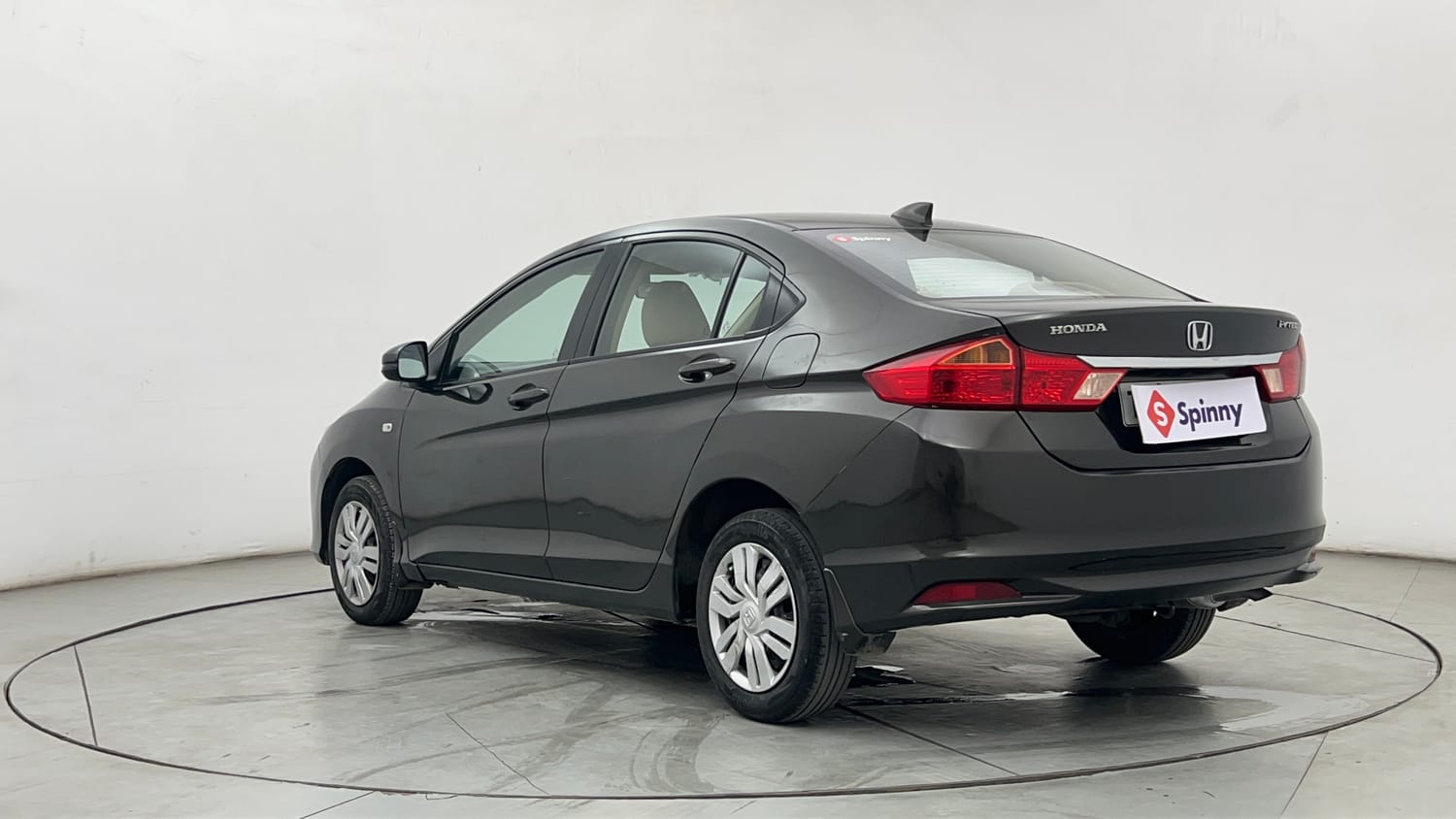 Used 2015 Honda City SV CVT Petrol Automatic exterior LEFT REAR CORNER VIEW