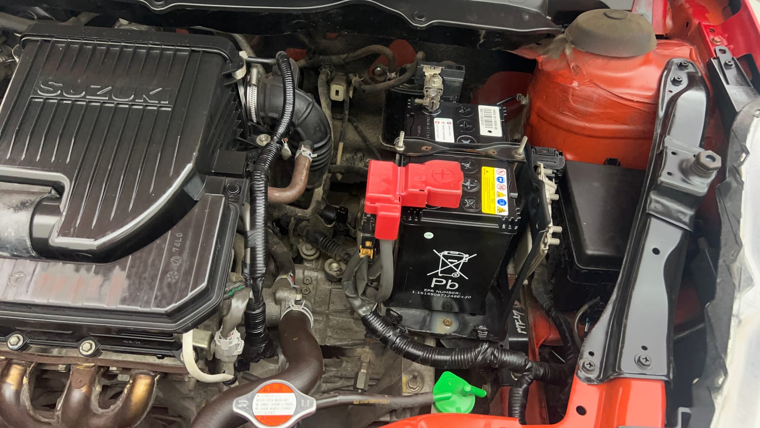 Used 2017 Maruti Suzuki Swift ZXi Petrol Manual engine ENGINE LEFT SIDE VIEW