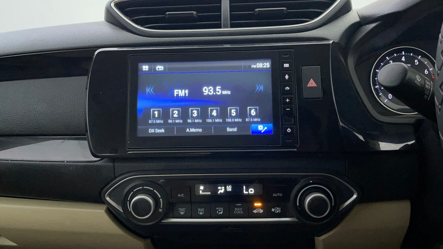 Used 2021 Honda Amaze 1.2 VX CVT Petrol Petrol Automatic interior MUSIC SYSTEM & AC CONTROL VIEW