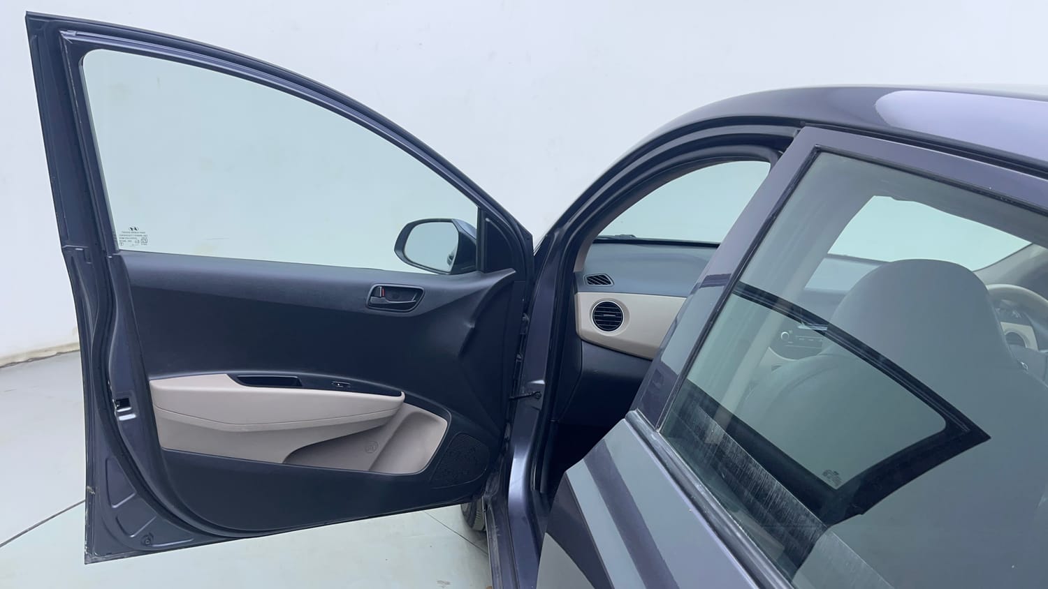 Used 2018 Hyundai Grand i10 Magna AT 1.2 Kappa VTVT Petrol Automatic interior LEFT FRONT DOOR OPEN VIEW