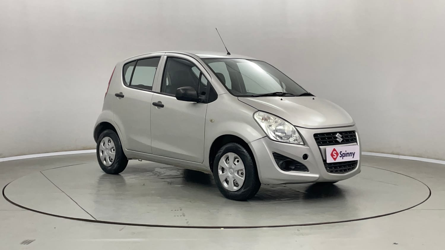 Used 2014 Maruti Suzuki Ritz Lxi BS-IV Petrol Manual exterior RIGHT FRONT CORNER VIEW