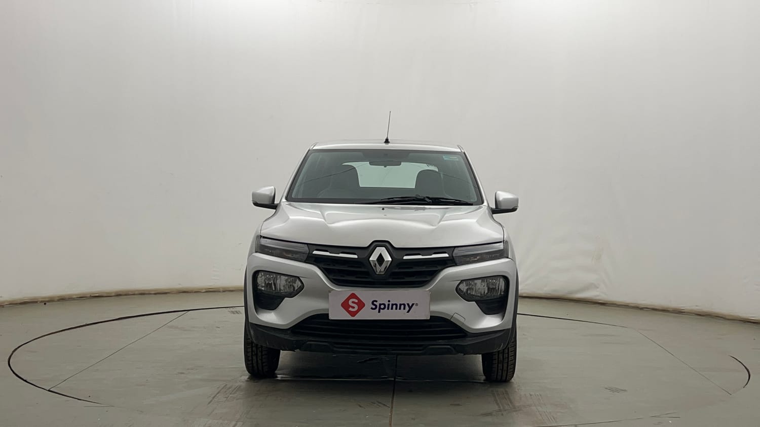 Used 2024 Renault Kwid RXT 1.0L AMT Petrol Automatic exterior FRONT VIEW