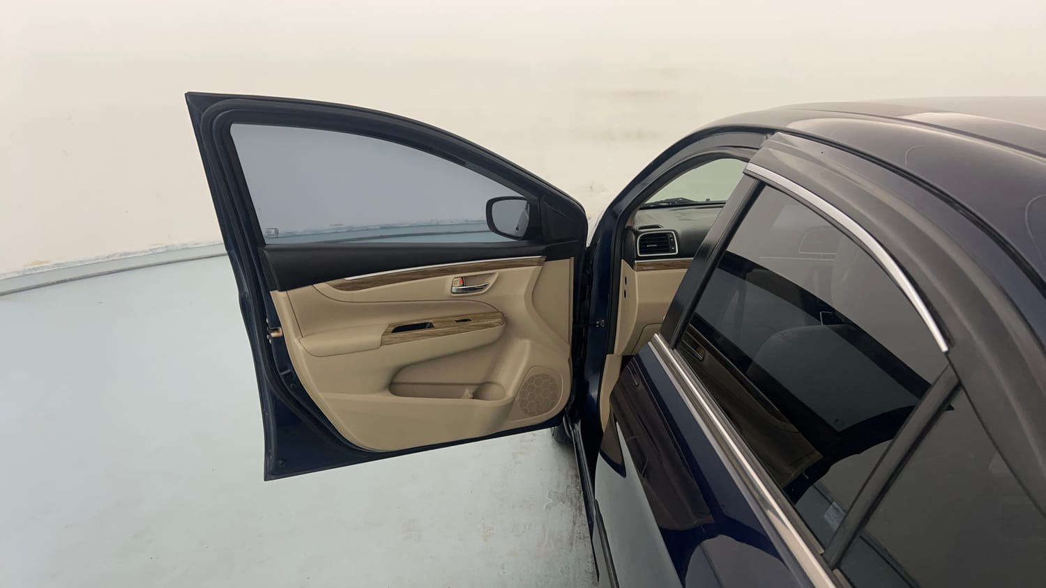 Used 2022 Maruti Suzuki Ciaz Alpha 1.5 Petrol Manual interior LEFT FRONT DOOR OPEN VIEW