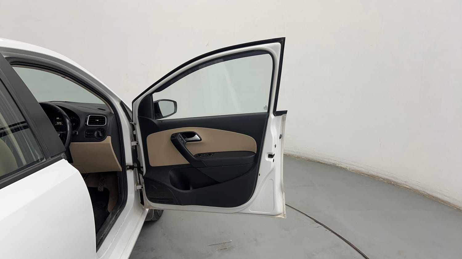Used 2019 Volkswagen Ameo Highline Plus 1.5L AT (D)16 Alloy Diesel Automatic interior RIGHT FRONT DOOR OPEN VIEW
