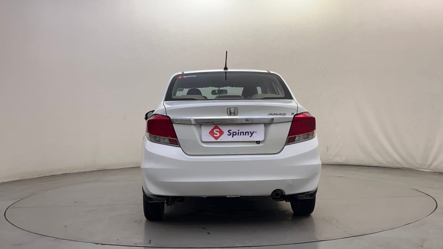 Used 2016 Honda Amaze 1.2 S i-VTEC Petrol Manual exterior BACK VIEW