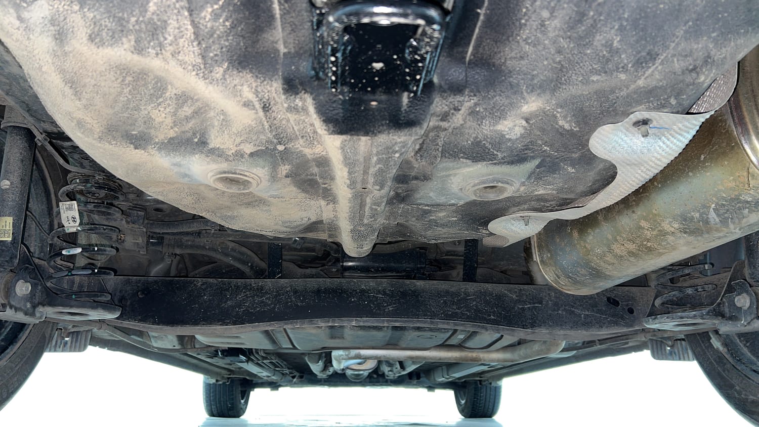 Used 2025 Hyundai Verna SX 1.5 Petrol IVT Petrol Automatic extra REAR UNDERBODY VIEW (TAKEN FROM REAR)