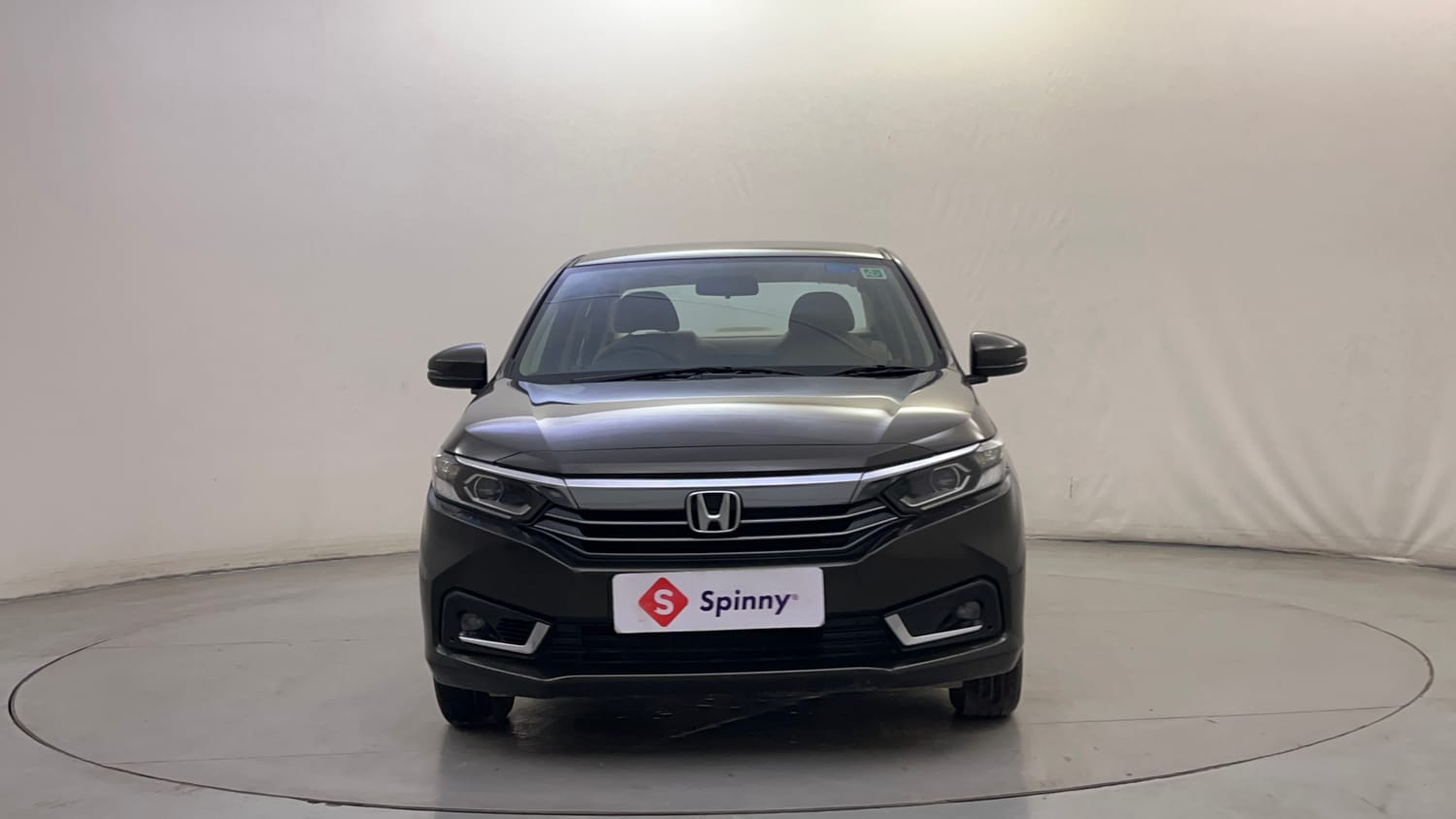 Used 2025 honda Amaze 2nd Generation VX 1.2 Petrol CVT Petrol Automatic exterior FRONT VIEW