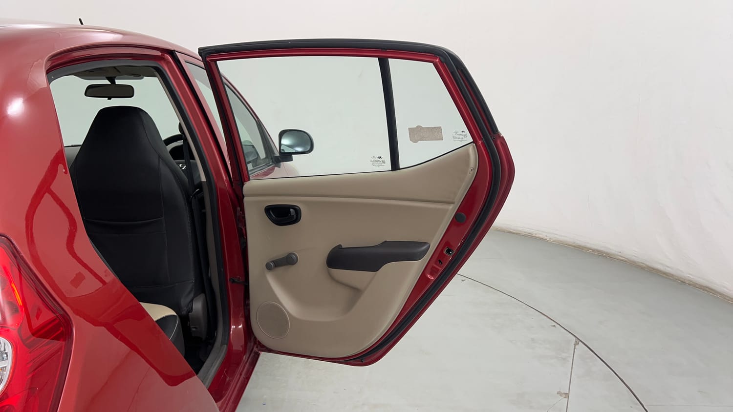 Used 2013 Hyundai i10 Era 1.1 iRDE2 Petrol Manual interior RIGHT REAR DOOR OPEN VIEW