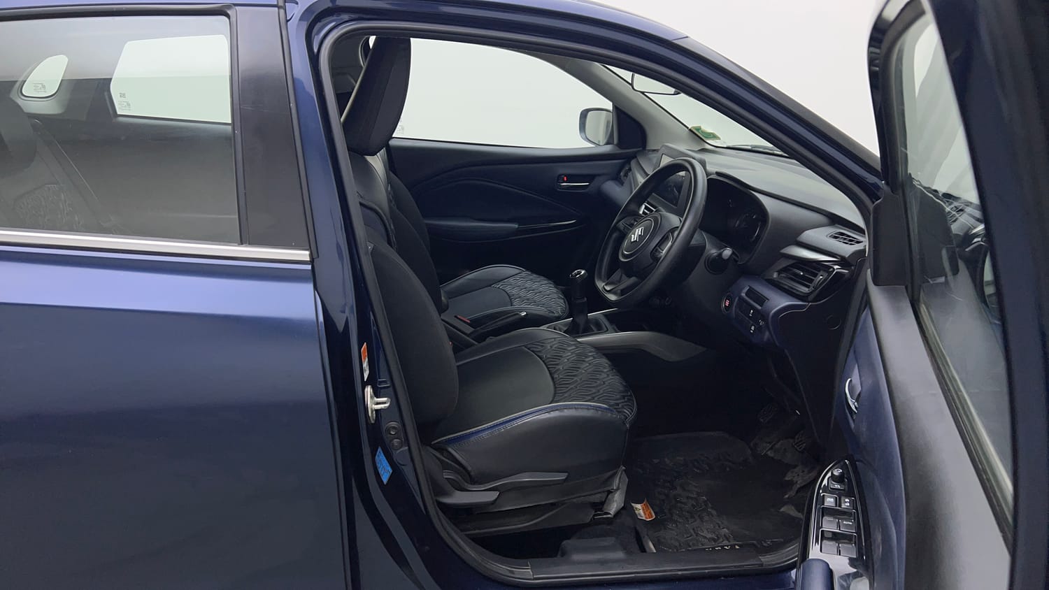Used 2023 Maruti Suzuki Baleno Zeta MT Petrol Manual interior RIGHT SIDE FRONT DOOR CABIN VIEW