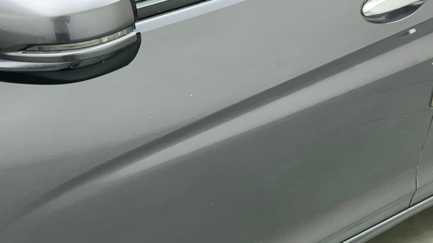 Used 2019 Honda City V Petrol Petrol Manual dents MINOR DENT