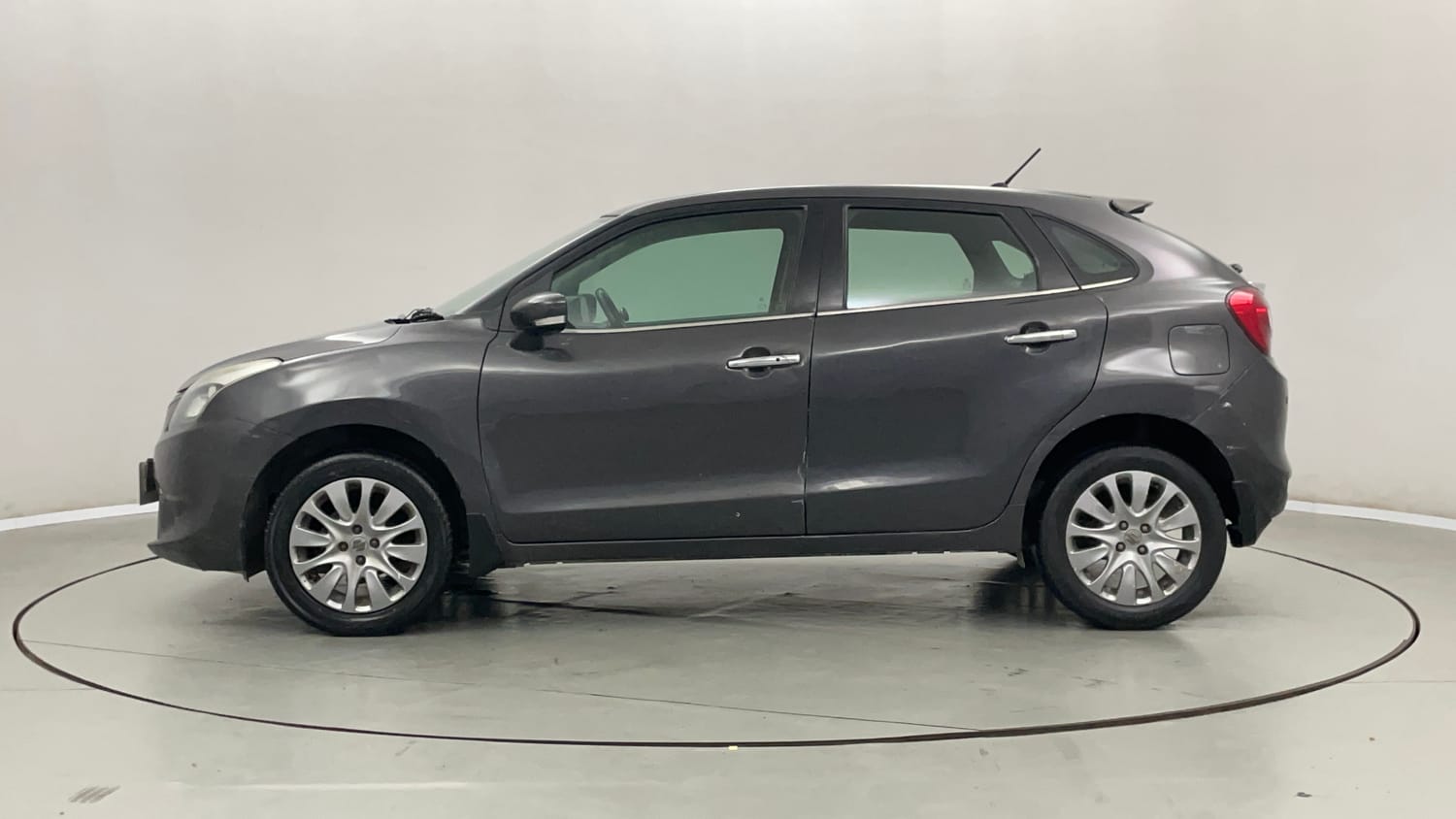 Used 2017 Maruti Suzuki Baleno Alpha 1.2 Petrol Manual exterior LEFT SIDE VIEW