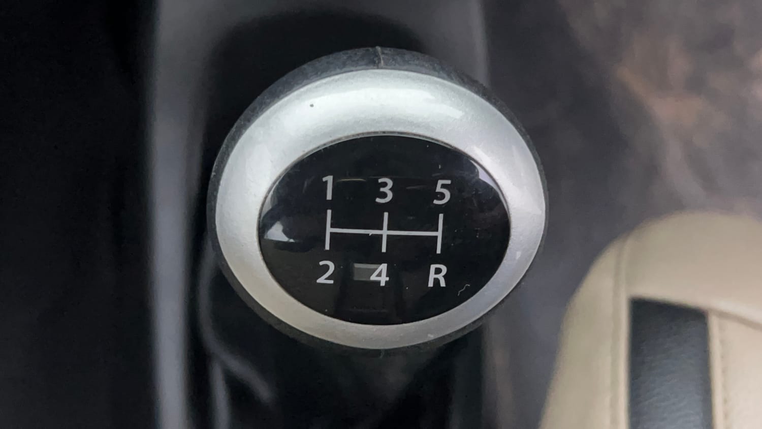 Used 2017 Maruti Suzuki Wagon R VXI Petrol Manual interior GEAR  KNOB VIEW