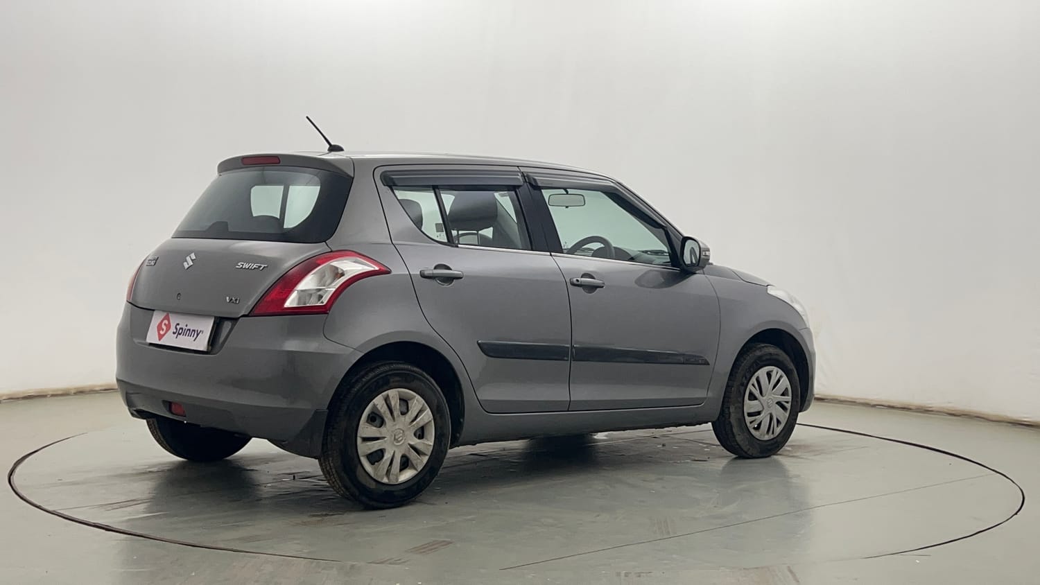 Used 2015 Maruti Suzuki Swift VXi Petrol Manual exterior RIGHT REAR CORNER VIEW