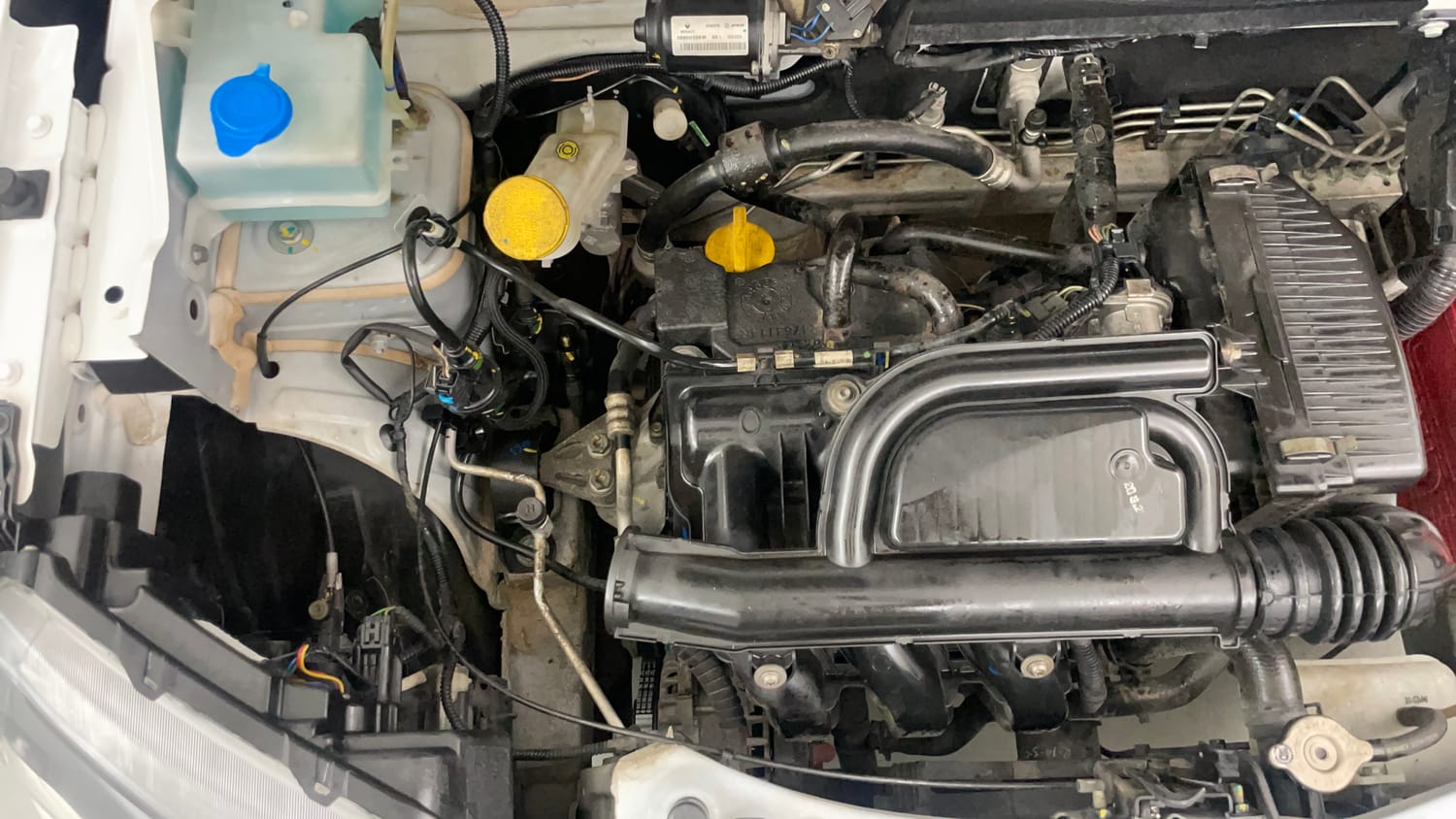 Used 2023 Renault Kwid CLIMBER AMT Petrol Automatic engine ENGINE RIGHT SIDE VIEW