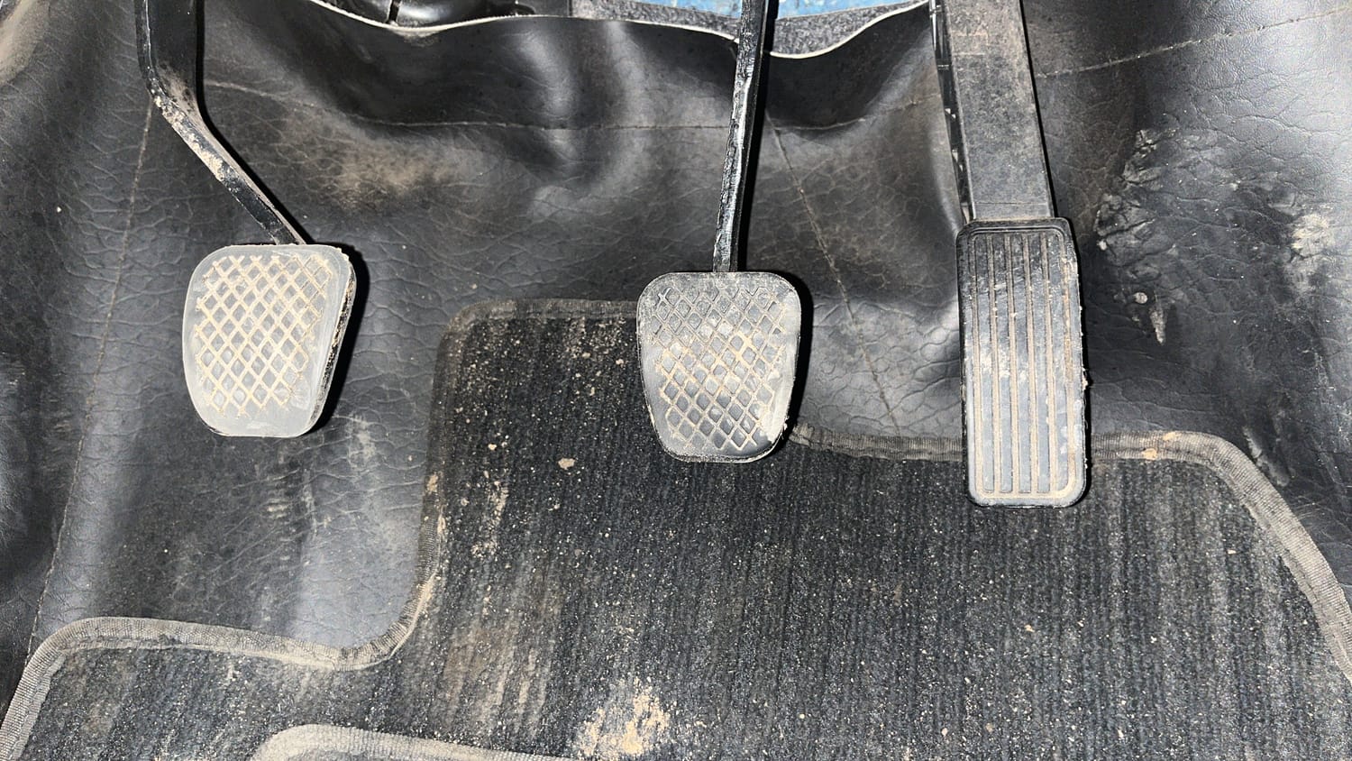 Used 2023 Honda Amaze VX MT 1.2 Petrol Petrol Manual interior PEDALS VIEW