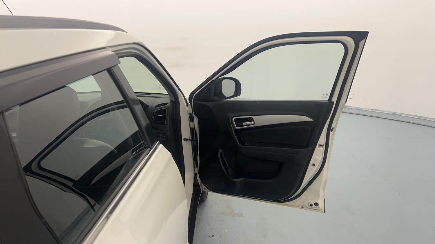 Used 2020 maruti-suzuki Vitara Brezza ZXi Plus Petrol Manual interior RIGHT FRONT DOOR OPEN VIEW
