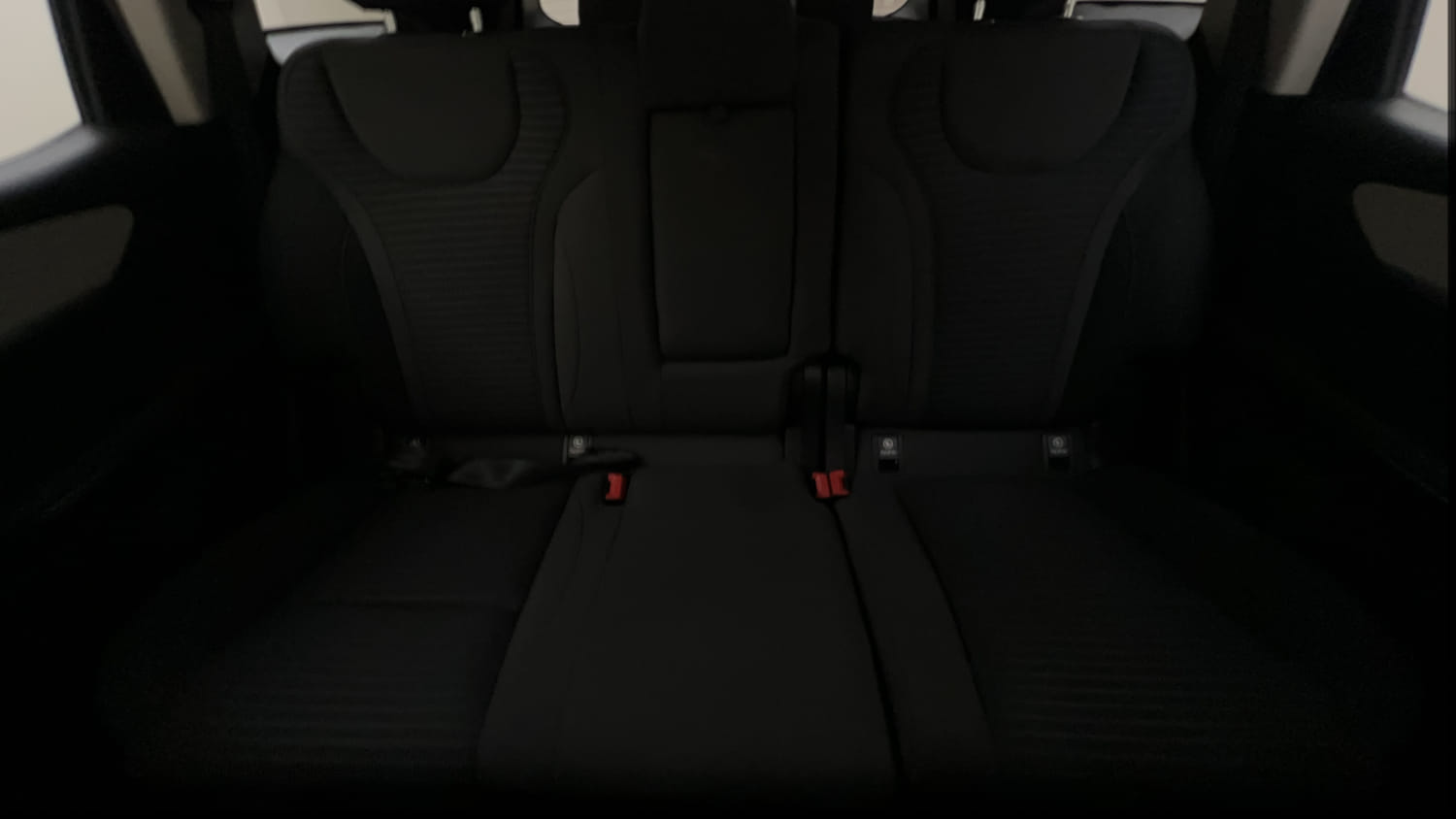 Used 2025 Mahindra XUV700 AX5 Diesel AT 7 STR Diesel Automatic interior REAR SEAT CONDITION VIEW