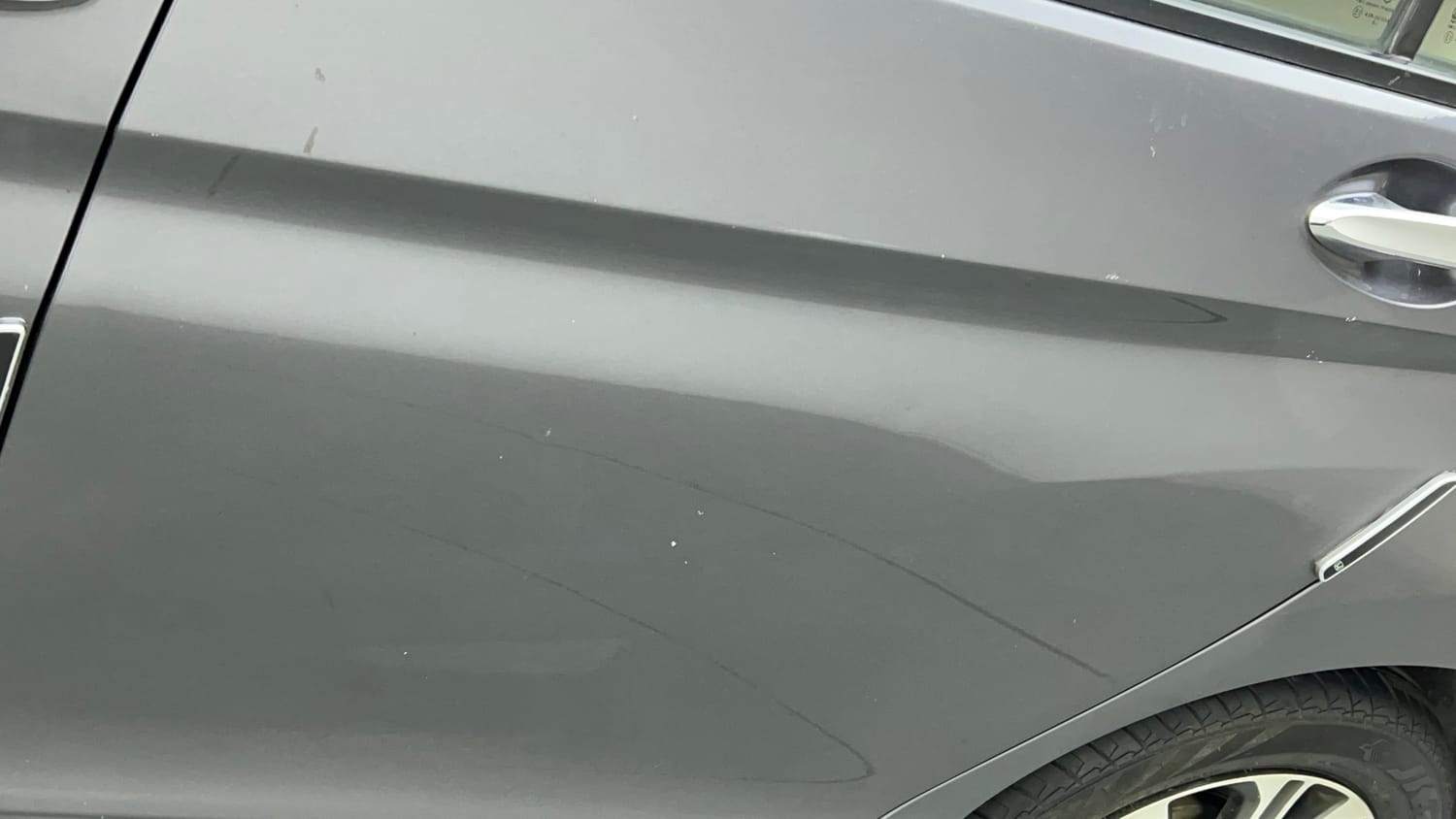 Used 2019 Honda City V Petrol Petrol Manual dents MINOR DENT